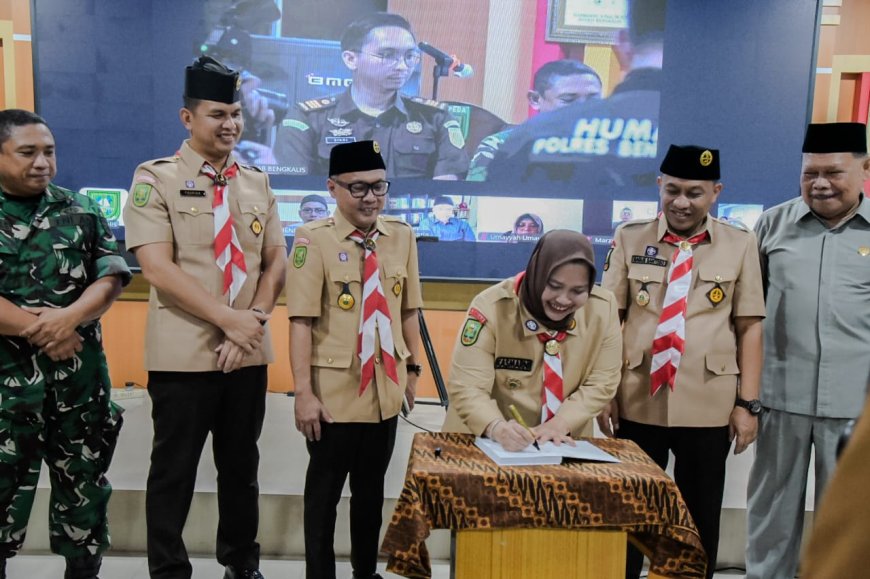 Bupati Bengkalis Resmikan Buku Profil Ulama Kharismatik Jilid Dua