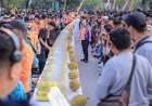 Dihadiri Ratusan Ribu Orang Festival Talam Durian Pekanbaru Berlangsung Meriah