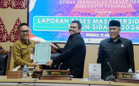 Sekda Terima Laporan Reses Masa Sidang Dua Mewakili Bupati Bengkalis