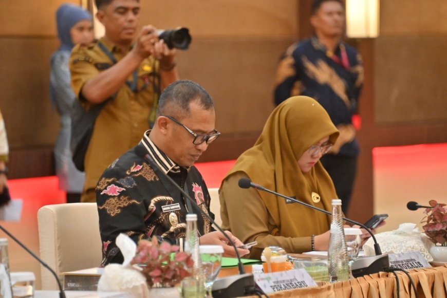 Wabup Bengkalis Hadiri RUPS BRK Syariah Dorong Penguatan Ekonomi Daerah