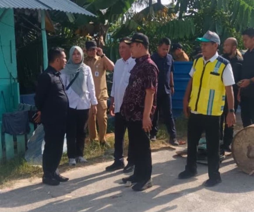 Wako Pekanbaru Tinjau Jembatan Amblas Nelayan Jembatan Darurat Segera Dibangun