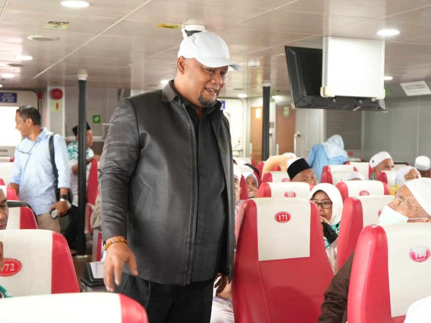 Jemaah Haji Siak Bertolak dari Batam, Wabup Syamsurizal Pastikan Kepulangan Lancar