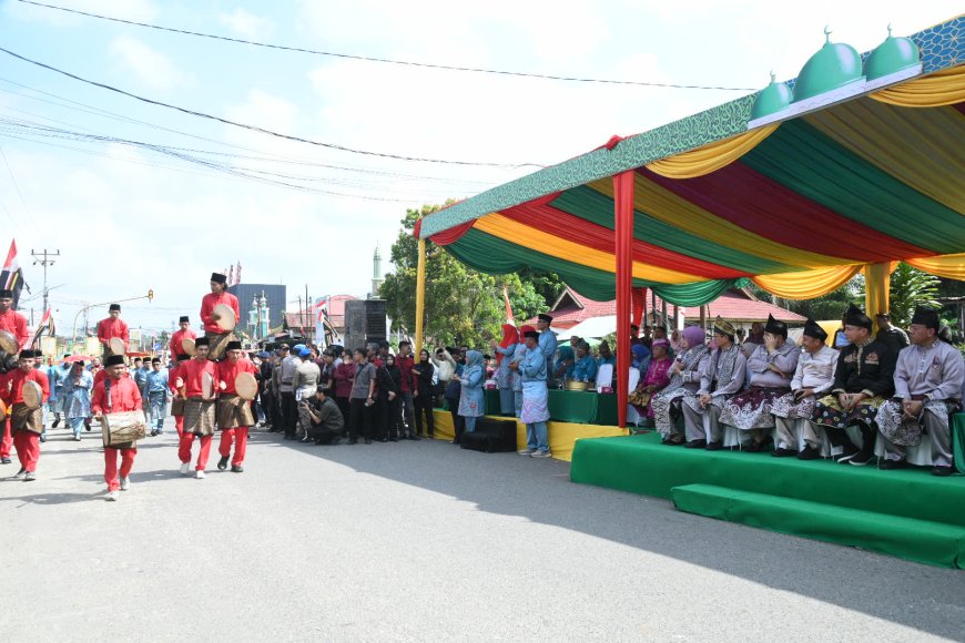 Pawai Taaruf Bengkalis Diikuti Ribuan Peserta Curi Perhatian Masyarakat Kuantan Singingi