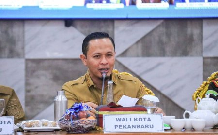 Walikota-Pekanbaru-Berencana-Gelar-Retreat-Untuk-RT-RW