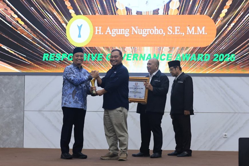 Walikota Pekanbaru Terima Penghargaan Responsive Governance Dari Lembaga JMSI