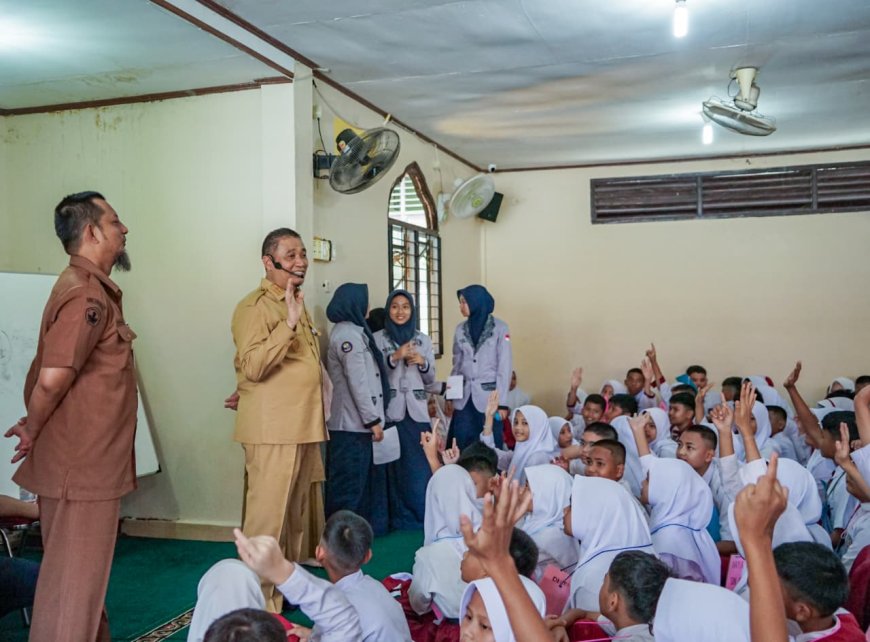 Wawako Pekanbaru Pastikan Kelancaran MPLS Di Tiga Sekolah