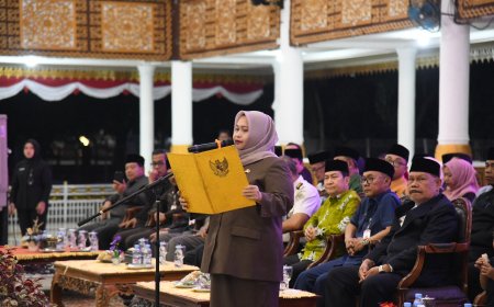 Sebanyak 75 Anggota Paskibraka Bengkalis Dikukuhkan Bupati