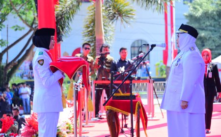 Bupati Bengkalis Pimpin Upacara Detik Proklamasi HUT RI