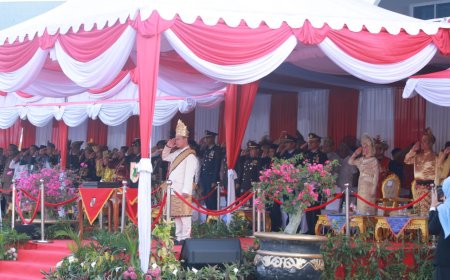 Upacara Penurunan Bendera Pekanbaru Dipimpin Wali Kota Agung
