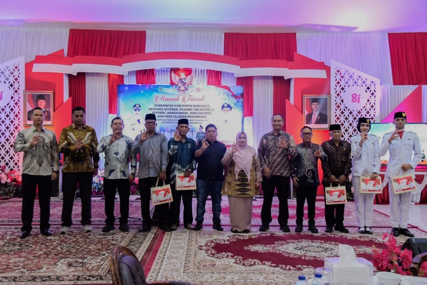 Bupati Bengkalis Temui Veteran dan Paskibraka Rawat Semangat