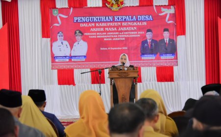 Masa Jabatan Diperpanjang Bupati Bengkalis Ingatkan Kepala Desa Soal Amanah