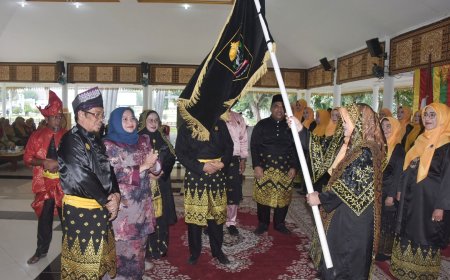 Puan LAMR Dilantik Bupati Bengkalis Dorong Peran Perempuan