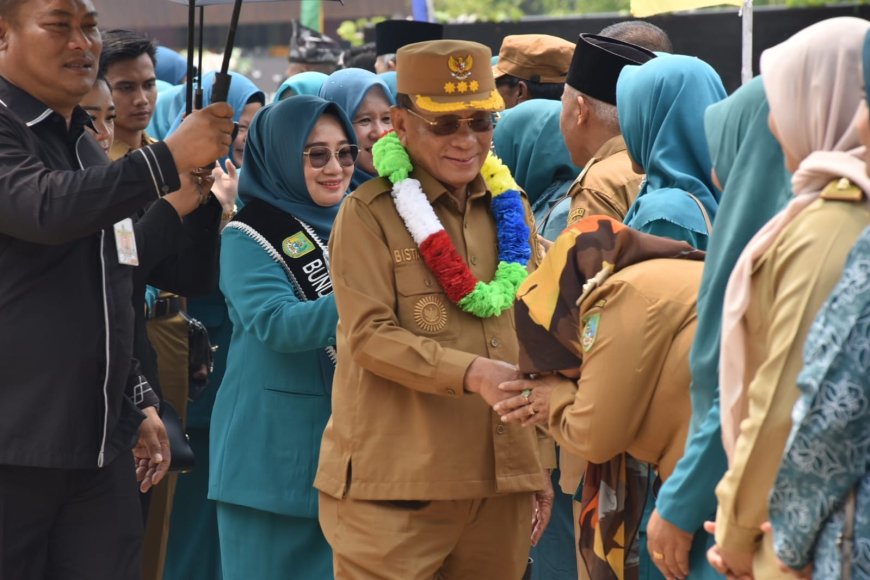 Bupati Rohil Hadiri Pengukuhan Bunda PAUD Kecamatan Bangko