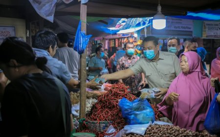 Wawako Pekanbaru Edukasi Bahaya Asap di Pasar Cikpuan