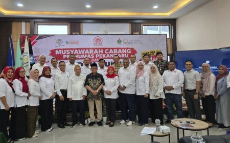 H. Ian Machyar Terpilih Aklamasi sebagai Ketua BPC Perhumas Pekanbaru Periode 2026-2029