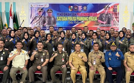 Wawako Pekanbaru Ingatkan Personel Tetap Humanis Saat Tugas