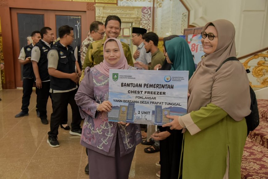 Bupati Bengkalis Serahkan Bantuan Alat Pengolahan Hasil Perikanan